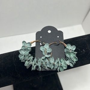 New! Flower Earrings